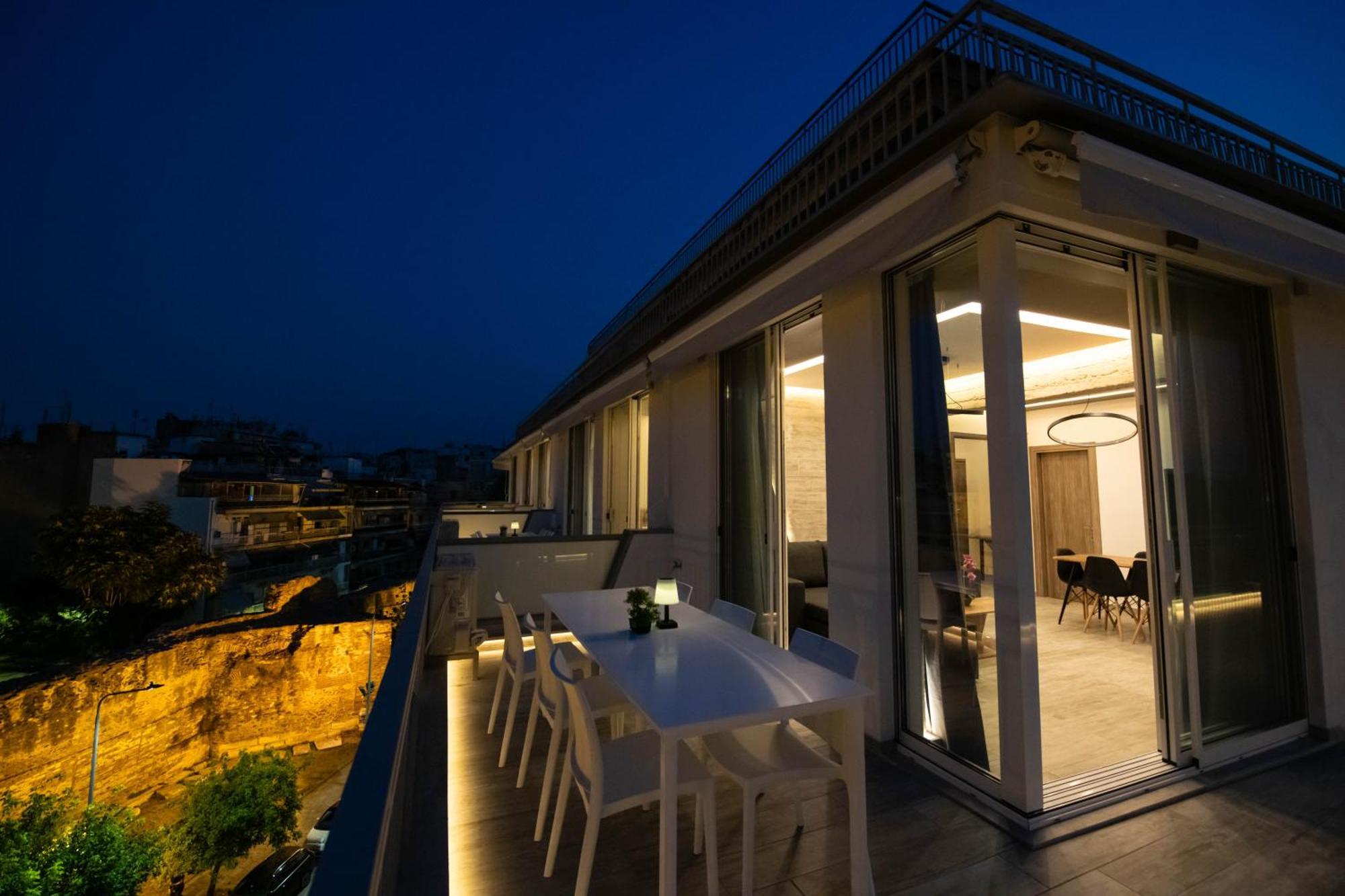 Skia Luxury Living Above The Walls Салоники Экстерьер фото
