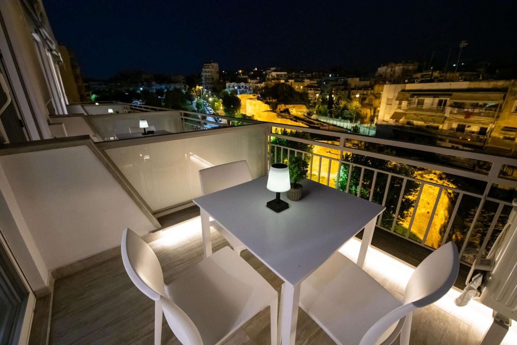 Skia Luxury Living Above The Walls Салоники Экстерьер фото
