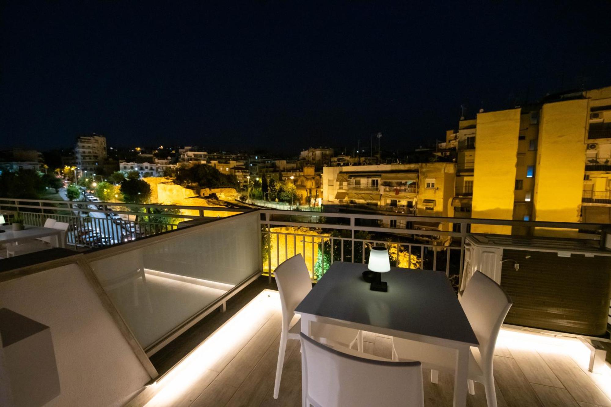 Skia Luxury Living Above The Walls Салоники Экстерьер фото