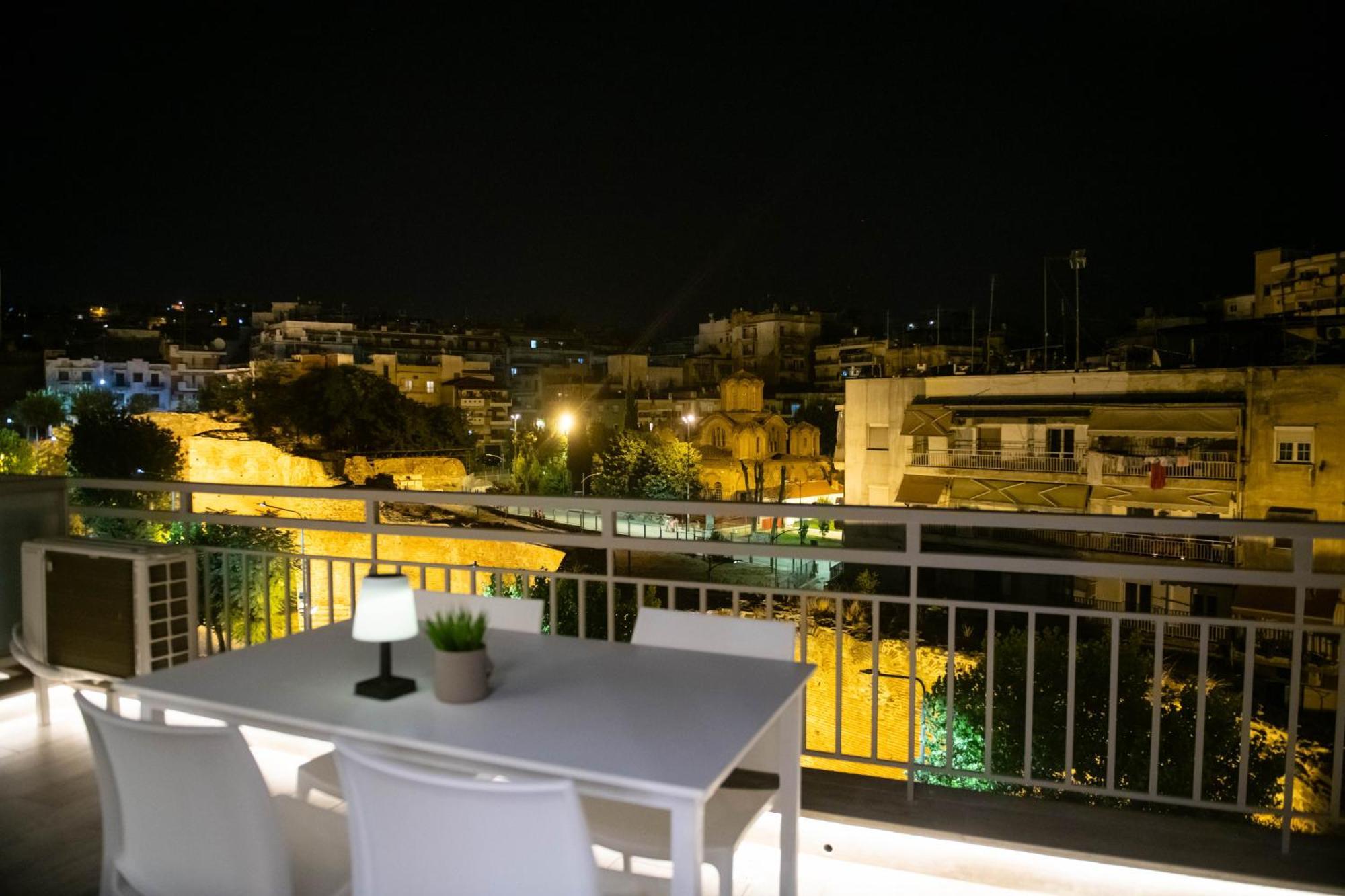 Skia Luxury Living Above The Walls Салоники Экстерьер фото